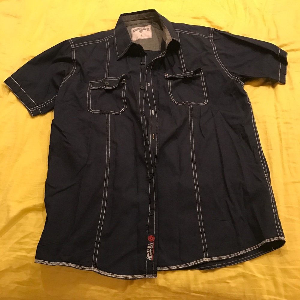 Company 81 large men short sleeve shirt
